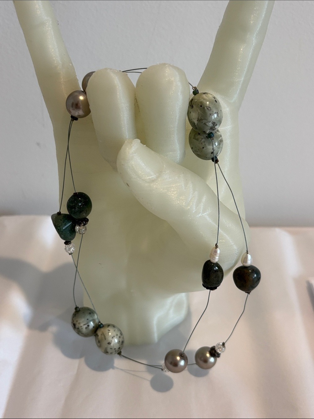 NECKLACE Stone beaded wire necklace 16” long green grey stones costume jewelry